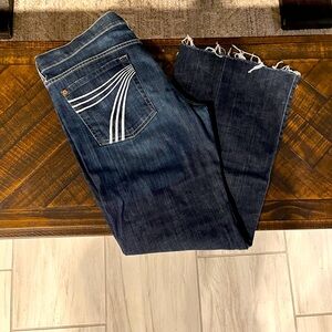 32/30 bought and didn’t fit. They are not stretchy would most likely fit 28-29.